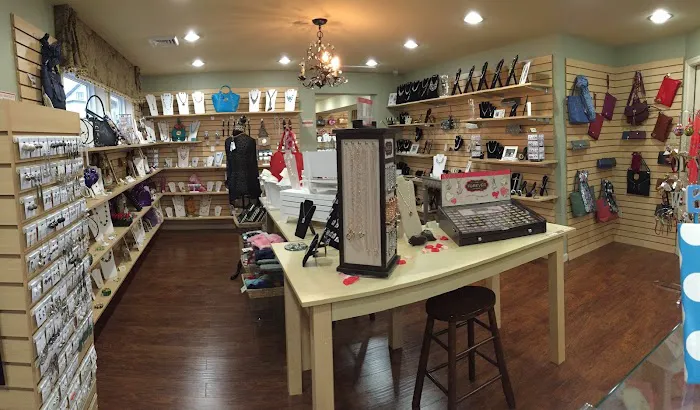 Michelle's Jewelry Studio 4