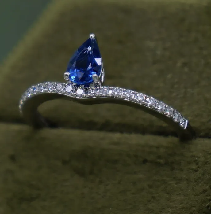 Nespoli Jewelers 4