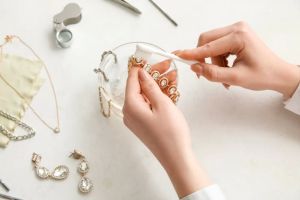 Expert Jewelry Cleaning Tips for Delicate Materials to Preserve Your Treasures