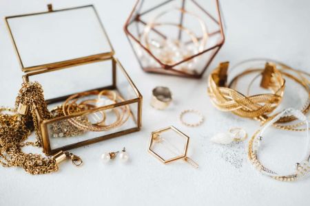 Effective Jewelry Cleaning Solutions for Everyday Wear to Keep Your Pieces Sparkling