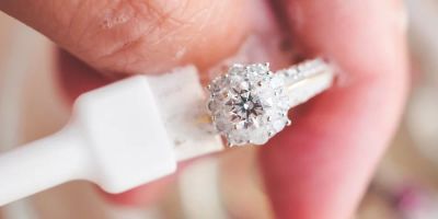 Expert Tips on How to Clean Wedding Bands with Gemstones Safely and Effectively
