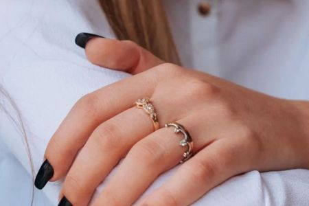 Expert Guide on How to Care for Rings with Multiple Stones for Lasting Shine