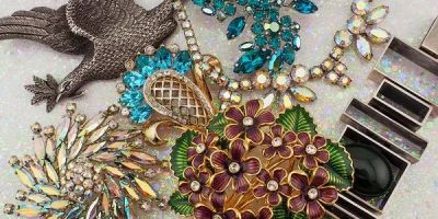 How to Care for Antique Jewelry: Expert Tips for Cleaning and Maintaining Vintage Pieces