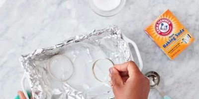 Tips for Cleaning Jewelry with Hard Water Stains Without Damaging It